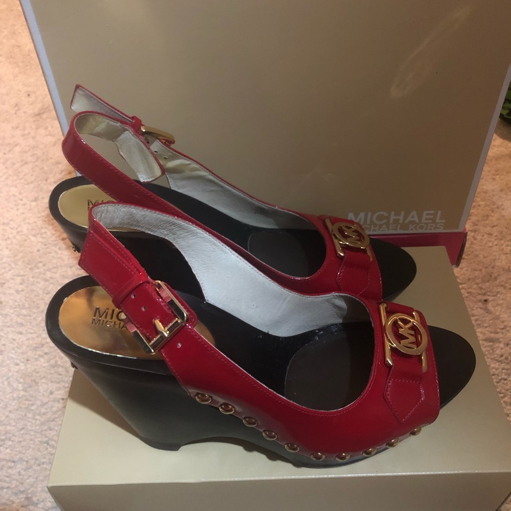 Michael Kors Patent leather red wedges